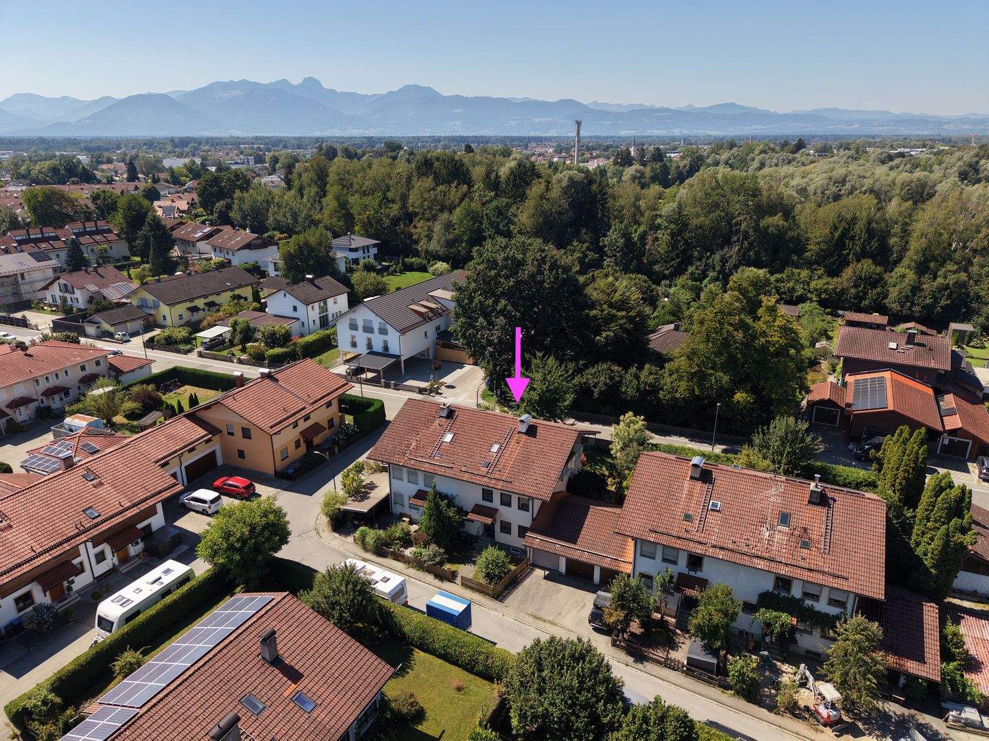 bild - Familienglück in Kolbermoor: Doppelhaushälfte mit Garten, Garage und viel Wohnkomfort