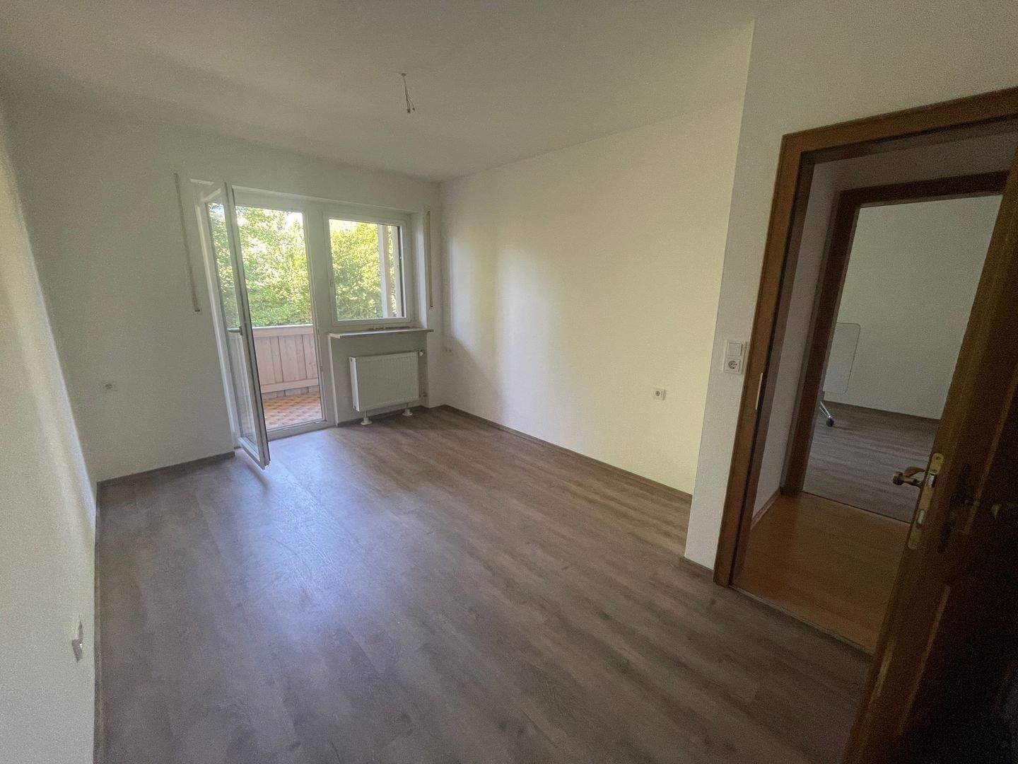 bild - Familienglück in Kolbermoor: Doppelhaushälfte mit Garten, Garage und viel Wohnkomfort