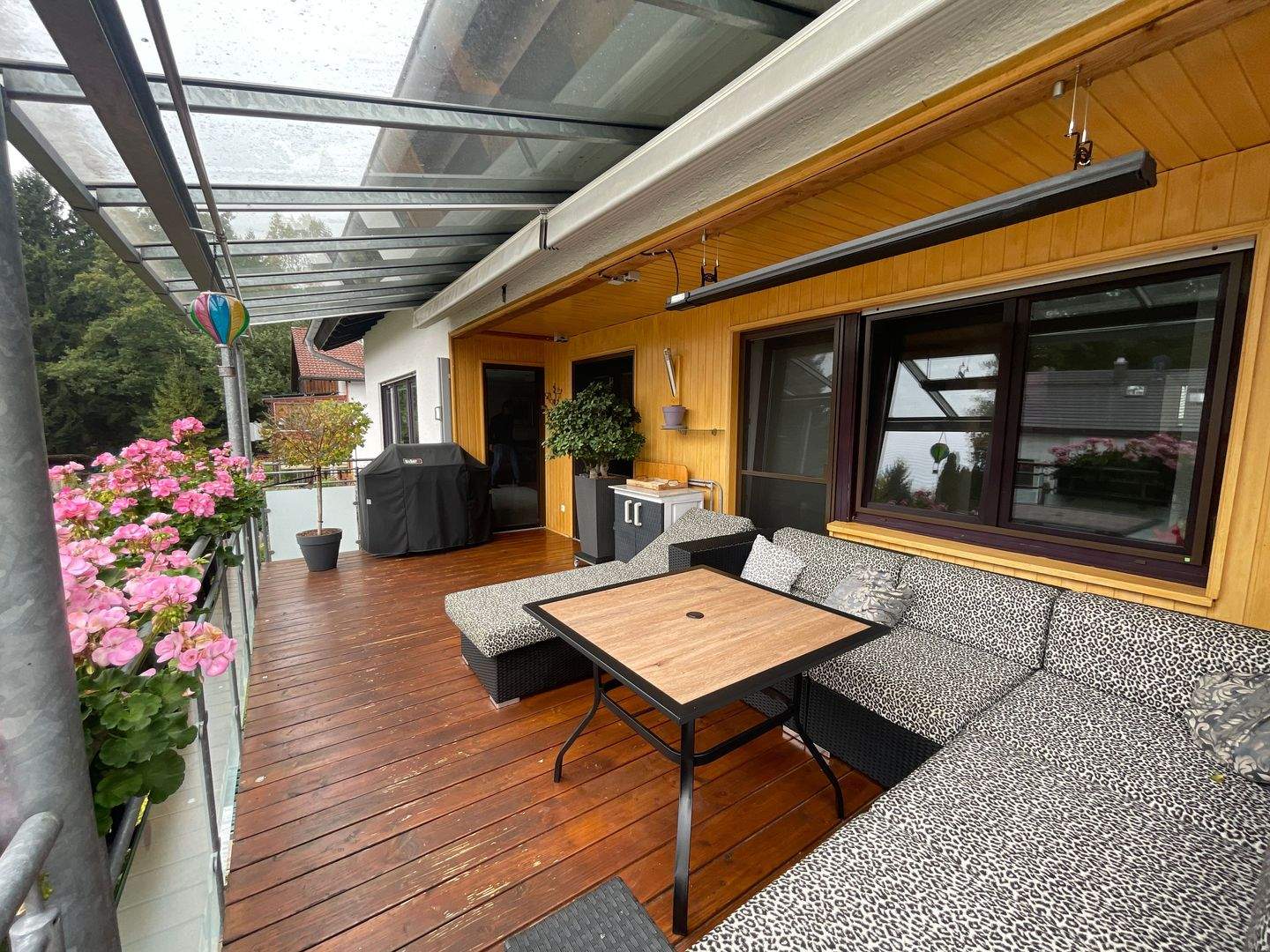 bild - Platz für die Familie – großzügige Maisonettewohnung mit eigenem Wellnessbereich in Kolbermoor